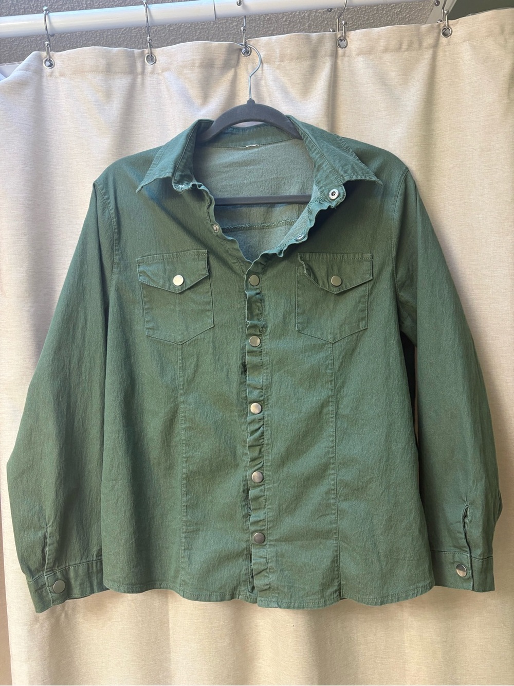 Women’s Green Button-Front Utility Jacket